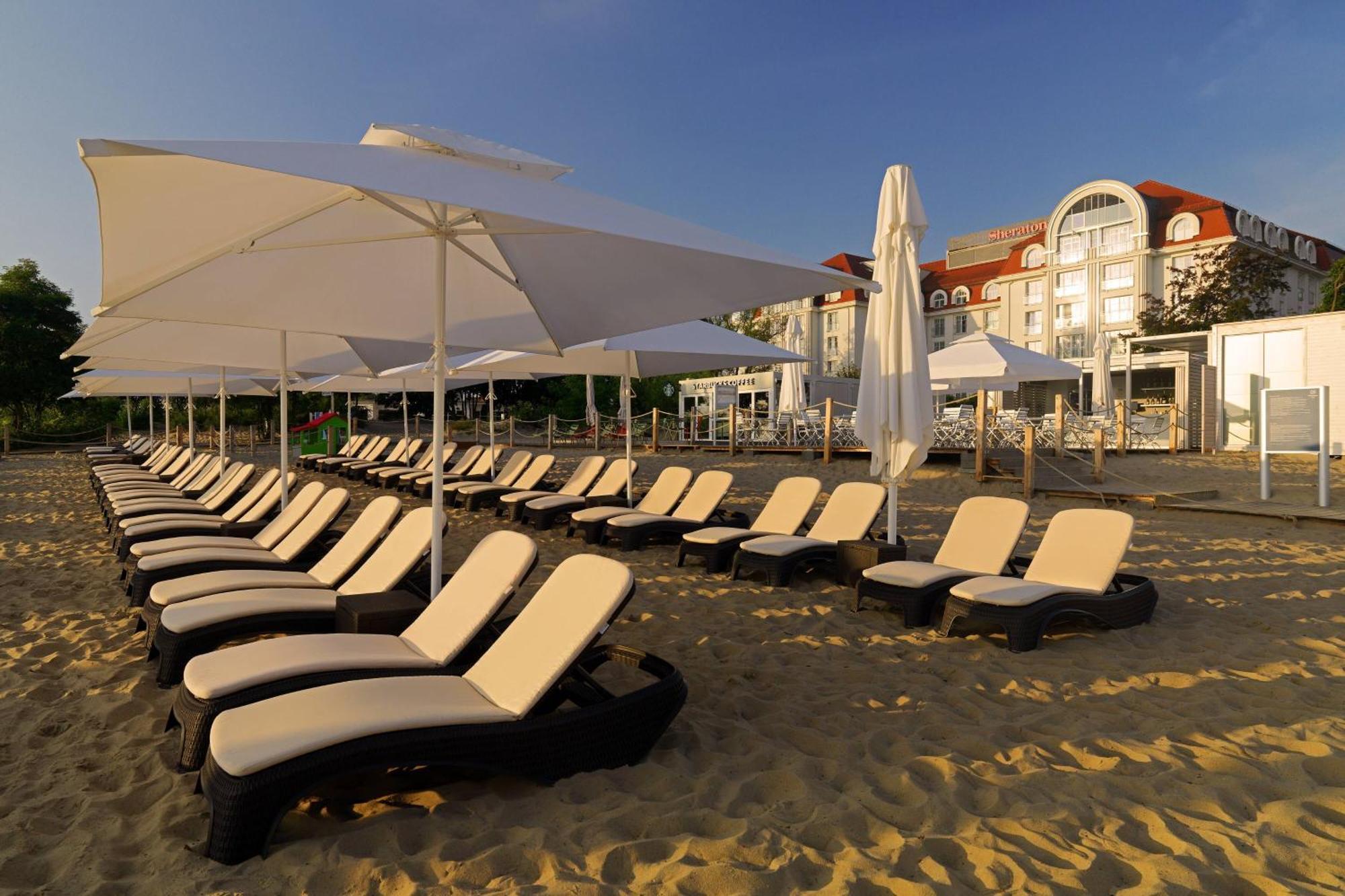 فندق شيراتون سوبوت المظهر الخارجي الصورة Beach at the Grand Hotel