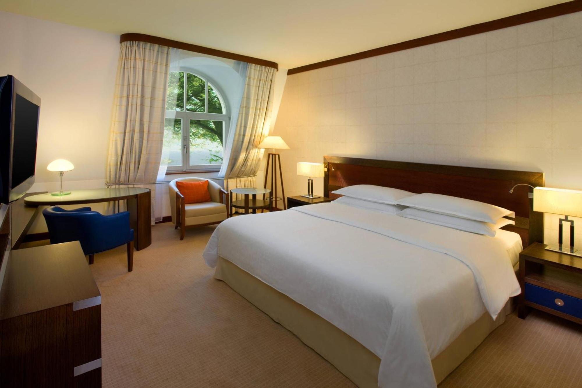 فندق شيراتون سوبوت المظهر الخارجي الصورة A room at the hotel